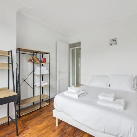 550 Quinault - Superbe A Apartment *