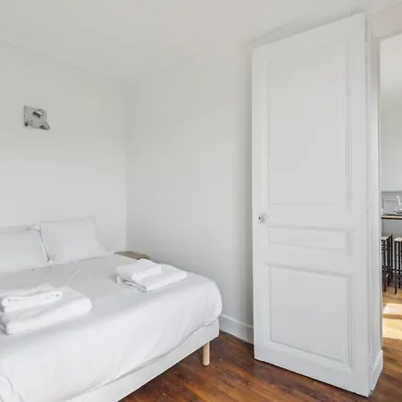 550 Quinault - Superbe A Paris